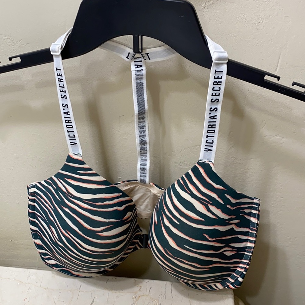 Victoria’s Secret bra
